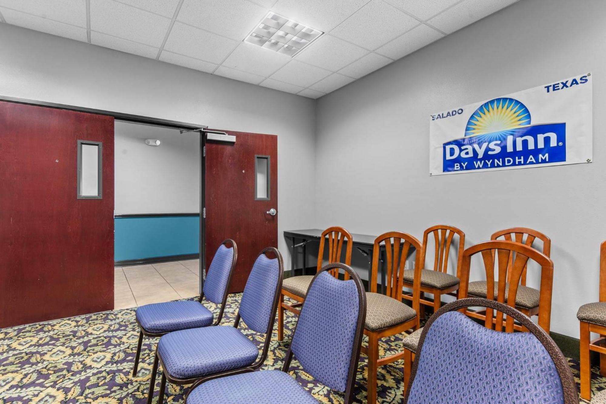 Days Inn By Wyndham Salado Exterior foto